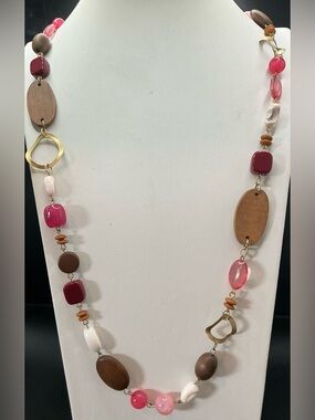 COOKIE LEE WOOD SHELL AND PINK BEADED LONG NECKLACE BOHO
